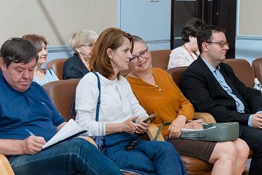 Состоялась презентация книги о региональном парламенте